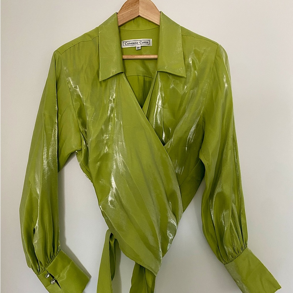 Shiny green wrap long sleeve top